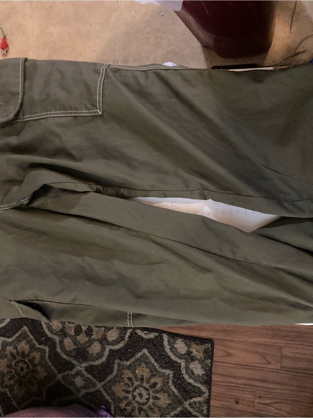 True Religion Olive Cargo Pants in Military Green